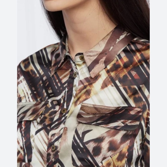NWT Marciano Guess The Essence Blouse Size XS Leopard Lines Brown Multi Color - Picture 2 of 12